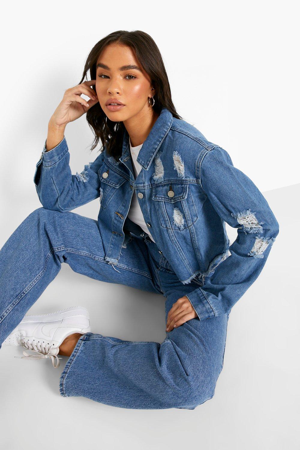 Cropped Distressed Denim Jacket boohoo IE